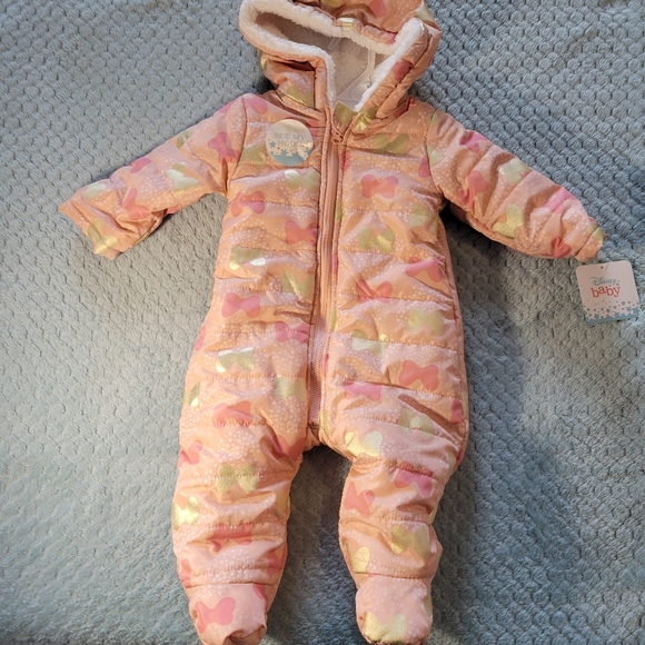 NEW Disney Minnie Mouse Fleece Snowsuit with Ears 3-6 months-NWT - Picture 4 of 16